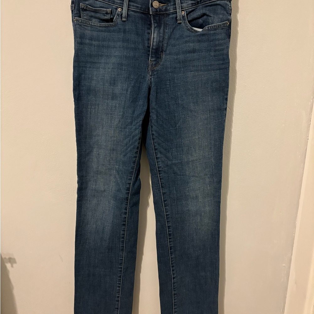 Levi’s Medium Wash Women's Jeans